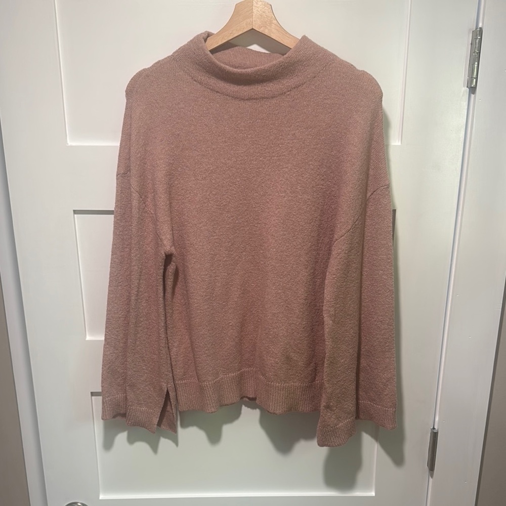 Women's Cozy Sweater in Pink